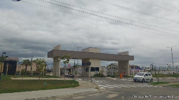 Casa, 56.79 de área total, 42.91 de área privativa, 86.70 de área do terreno,  2 qto(s), a em Pacatuba/CE