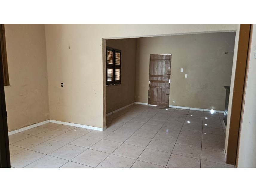 Casa à venda em leilão - Travessa Antônio Magalhães, 436 - Guajeru - Fortaleza / CE em Fortaleza/CE - foto 6