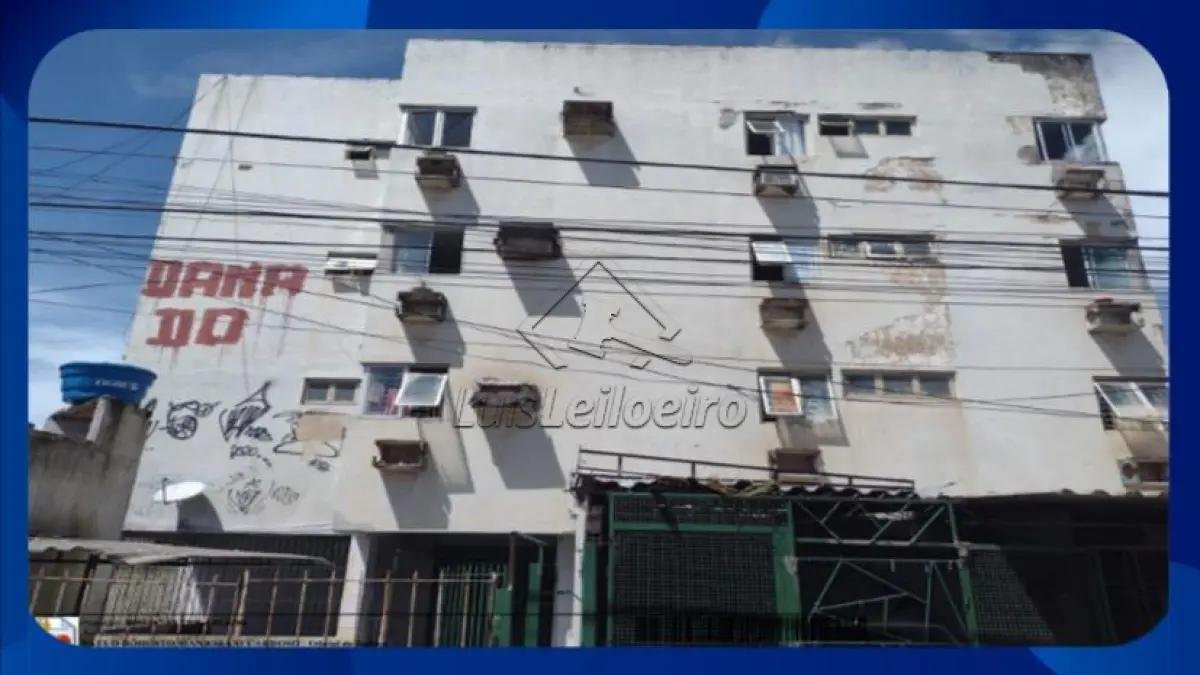 APARTAMENTO - Apartamento nº 101, localizado no Edifício Barra do Sol, situado na Avenida em Jaboatão dos Guararapes/PE