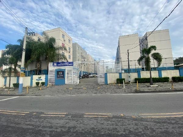 Apartamento, 45.00 de área total, 45.00 de área privativa, 0.00 de área do terreno,  2 qto em Belford Roxo/RJ