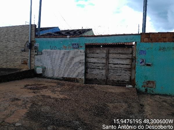 Casa, 0.00 de área total, 69.75 de área privativa, 180.00 de área do terreno,  2 qto(s), v em SANTO ANTONIO DO DESCOBER/GO - foto 1