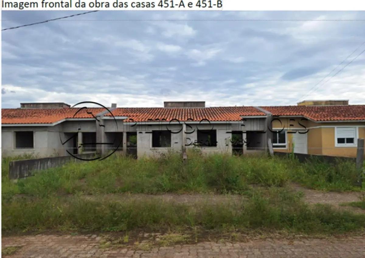 ESTEIO/RS - CASA DE ALVENARIA EM CONSTRUÇÃO - Nº 451-A - RUA VITOR MATEUS TEIXEIRA - VILA em Esteio/RS