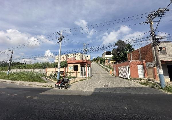 Apartamento, 104.88 de área total, 48.11 de área privativa, 0.00 de área do terreno,  2 qt em Belford Roxo/RJ