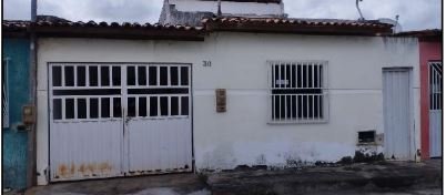 Casa, 0.00 de área total, 90.82 de área privativa, 200.00 de área do terreno,  2 qto(s), a em Itapetinga/BA - foto 1