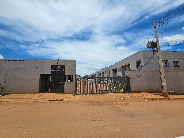 Apartamento, 110.11 de área total, 56.42 de área privativa, 0.00 de área do terreno,  2 qt em Cidade Ocidental/GO - foto 1